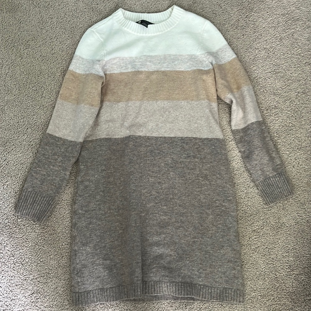 Jessica Howard Sweater dress- never worn, no tags due to wash